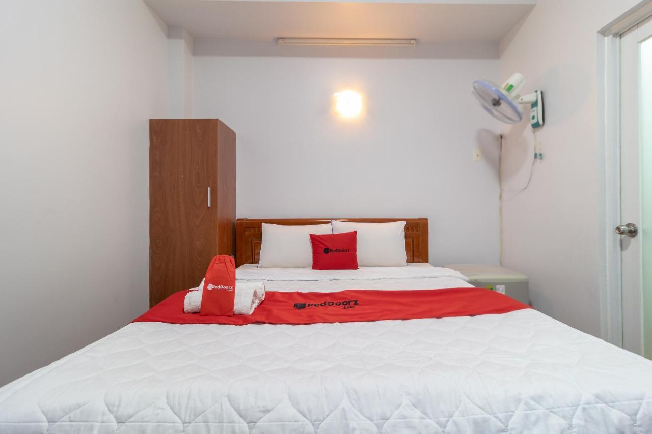 RedDoorz near Tan Huong Market Ho Chi Minh Zewnętrze zdjęcie